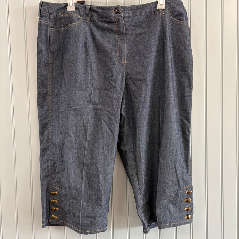 Westport Woman Blue Denim Capris 20W